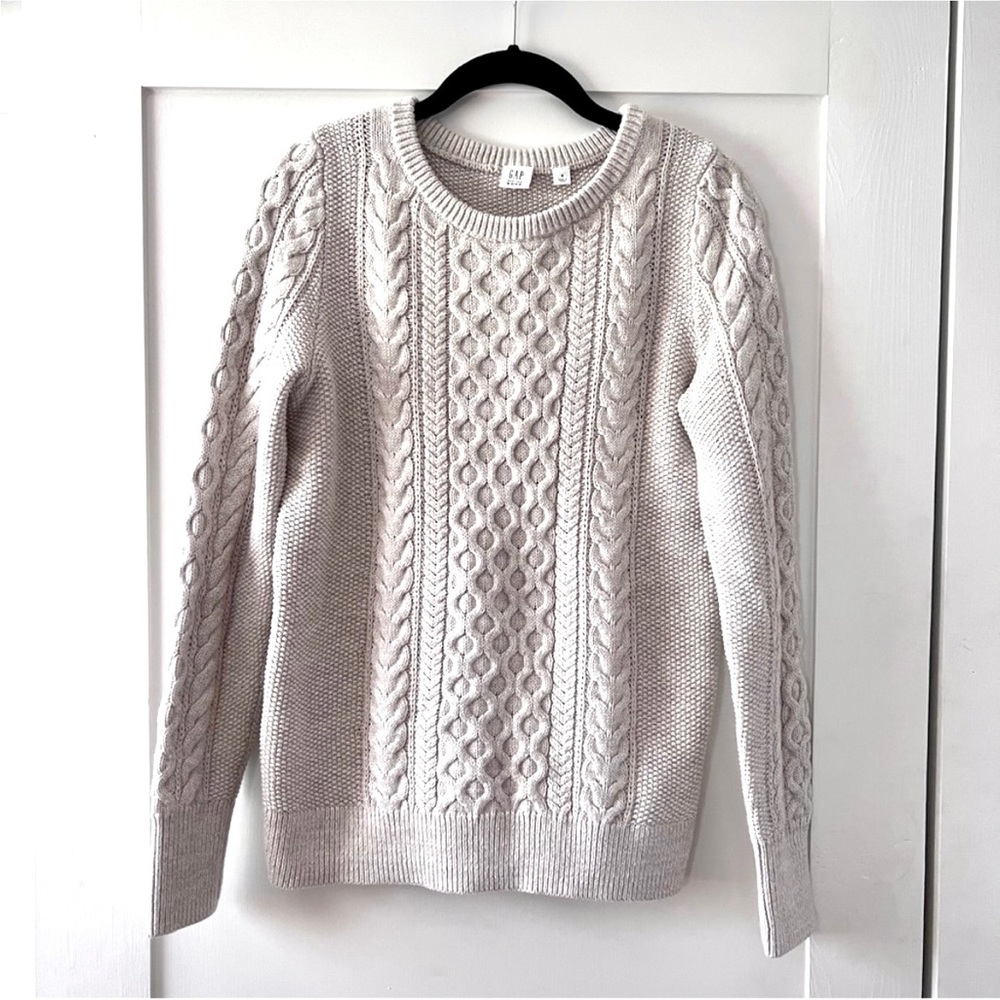 Gap for Good Pullover Oatmeal Cable Knit Sweater